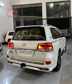 تويوتا لاندكروزر